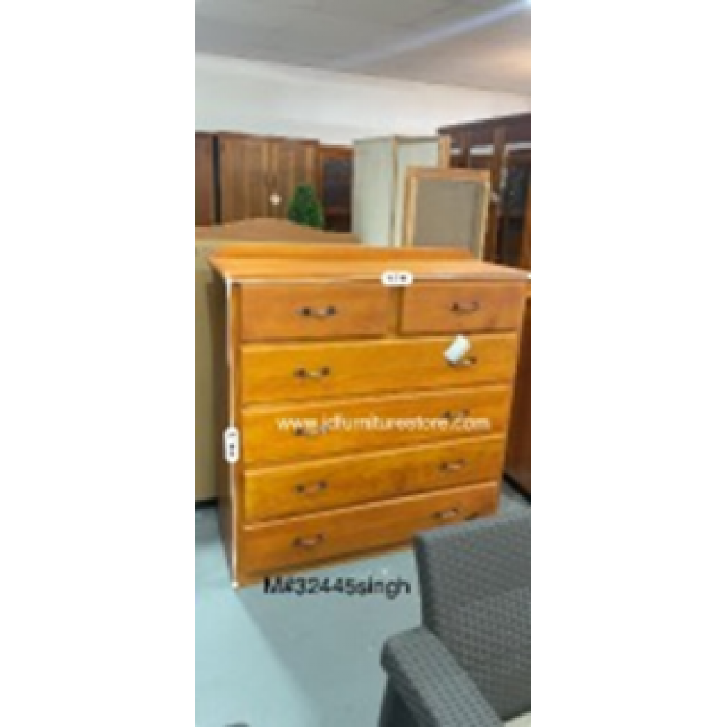 CHEST OF DRAWER- PINE JUMBO W/6 DRAWERS NO MIRROR/ CHEST HEIGHT. DRAWERS HAVE SLIDERS