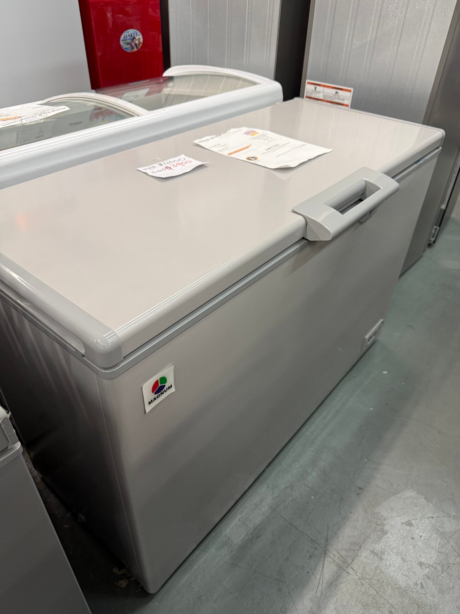 FREEZER- MAGNUM 12.4 CU FT