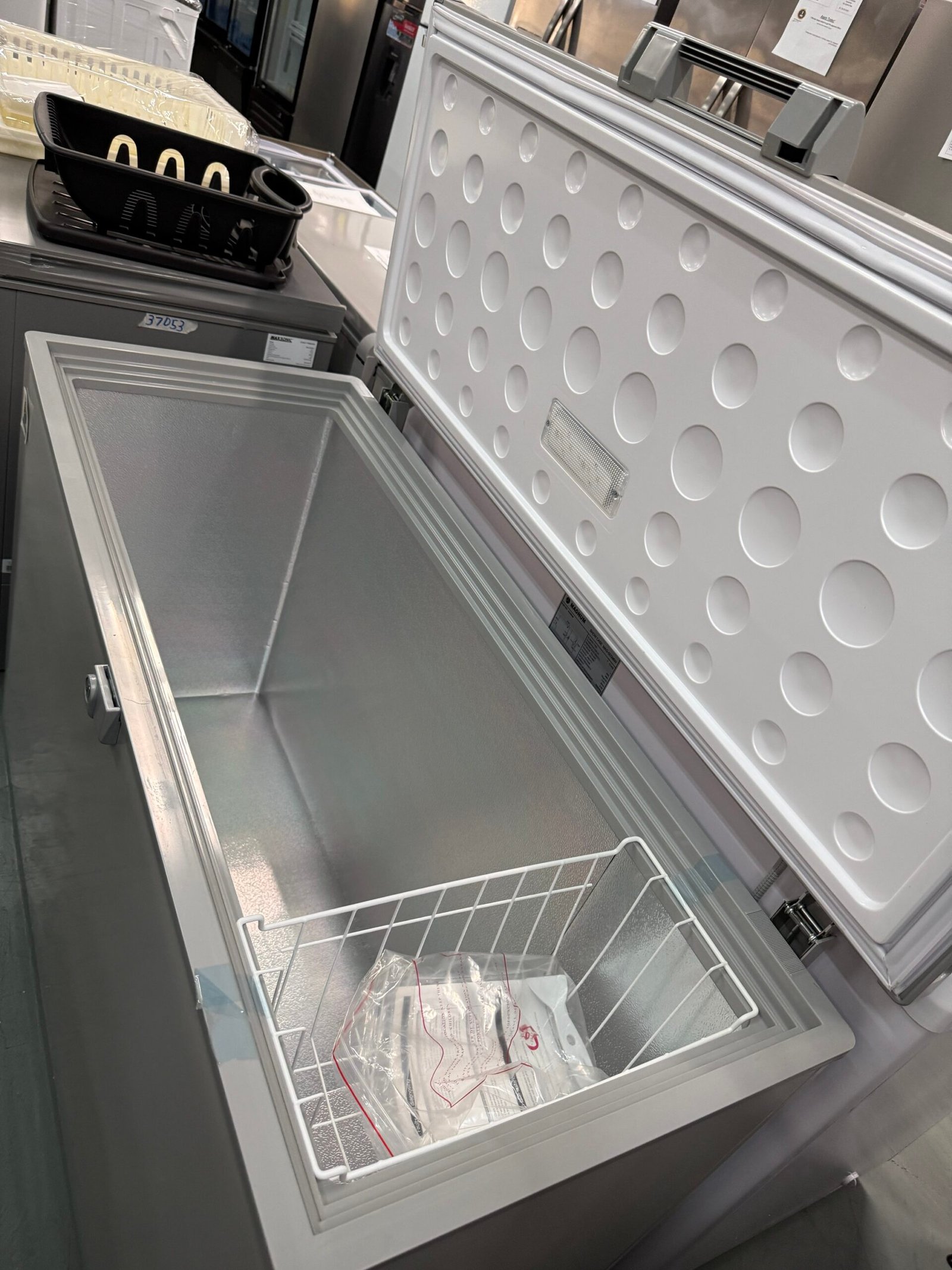 FREEZER- MAGNUM 12.4 CU FT